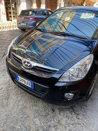 HYUNDAI i20 - 2012