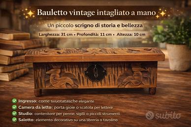 Bauletto vintage intagliato a mano