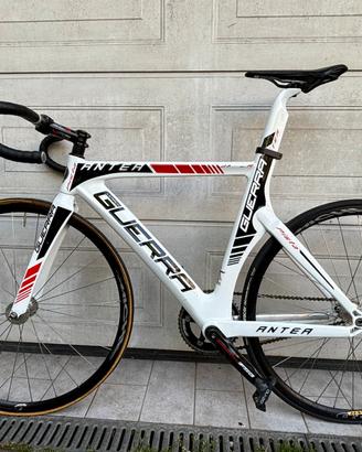 Bici da pista carbon