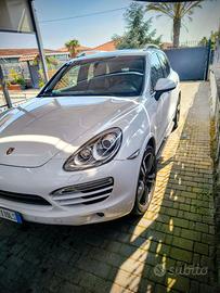 Cayenne 2014
