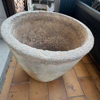 Vasi in cemento