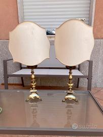 Splendida coppia di antiche lampade in bronzo
