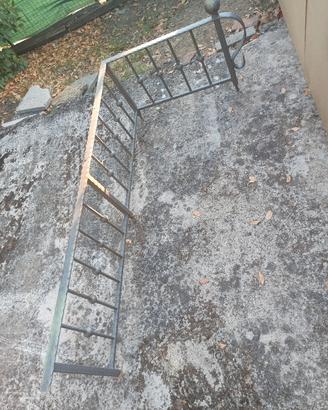 ringhiera in  ferro battuto 