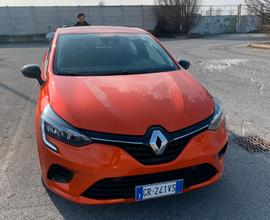 RENAULT Clio 5ª serie - 2023