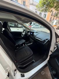 Ford ecosport 2020 disel 1.5 52mila km