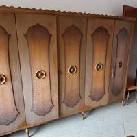 Armadio in legno