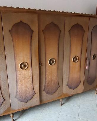 Armadio in legno