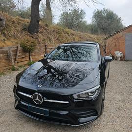 Mercedes CLA 200D Premium AMG