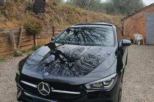 Mercedes CLA 200D Premium AMG