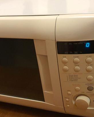 Forno a microonde Daewoo KOC-870T con grill e conv
