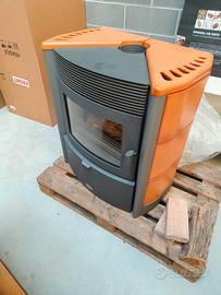 stufa a legna ghisa 10kW