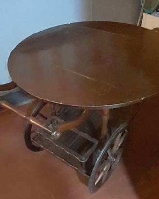 Carrello portavivande con ruote vintage 