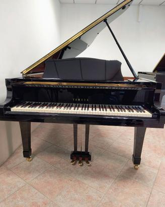 Pianoforte Yamaha C5 A con trasporto e panca incl.