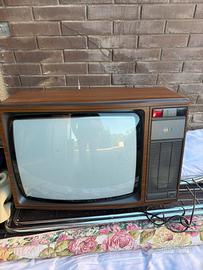 Televisore vintage CGE CT 4210 20” anni ’80