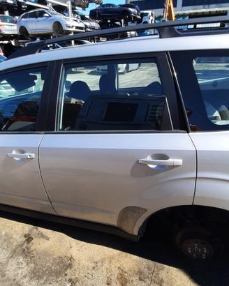 SUBARU FORESTER 2010 - PORTA POSTERIORE SINSITRO