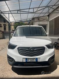 Opel Combo Cargo 1.2 Benzina (Euro 6D)