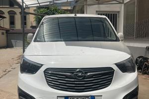 Opel Combo Cargo 1.2 Benzina (Euro 6D)
