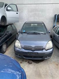 Ricambi Toyota Yaris 2004 - Veicolo per ricambi