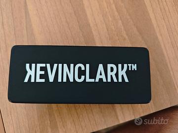 Kevin Clark occhiali