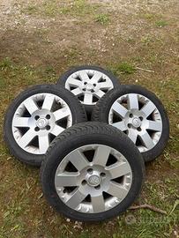 Gomme Nexen 185/55 R15 + Set 4 Cerchi Lega Citroën