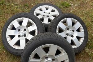 Gomme Nexen 185/55 R15 + Set 4 Cerchi Lega Citroën