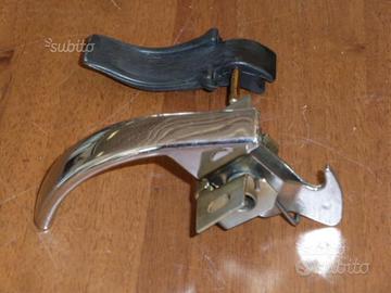 Maniglia cofano posteriore e capottina 500