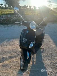 Vespa 125 LX