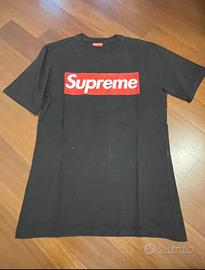 Maglietta supreme
