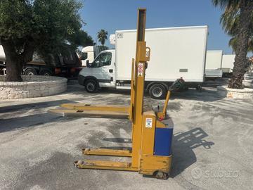 Muletto transpallet elettrico
