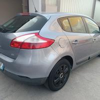 Renault Megane 1.5 diesel garanzia