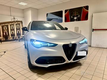 Alfa Romeo Stelvio Competizione Benzina 280 CV