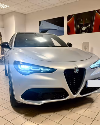 Alfa Romeo Stelvio Competizione Benzina 280 CV