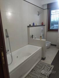 Vasca idromassaggio Jacuzzi