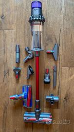 Dyson v11 out size come nuovo 