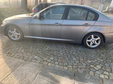 Bmw serie3,4 cerchi in lega + gomme neve 205/55R16