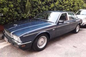 Ricambi per JAGUAR XJ40 4.0