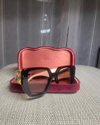 occhiali Gucci modello Gucci GG0956S 003.