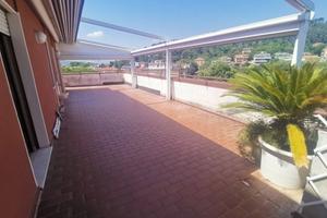 Attico / Mansarda di 202 m² con 4 locali e box aut