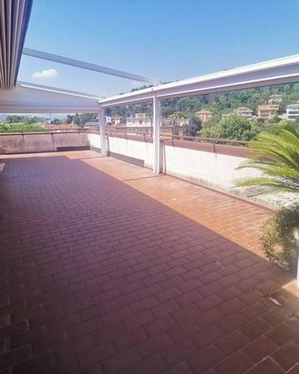 Attico / Mansarda di 202 m² con 4 locali e box aut