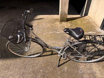 Biciclette donna Gemini e uomo Legnano