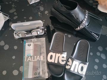 set nuoto (pinne,occhialini e ciabatte)