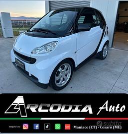 Smart ForTwo 1000 52 kW MHD coupé passion