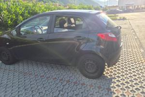 Mazda 2 GPL in buona condizione
