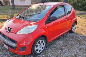 Peugeot 107 1.0 68CV 3p. Plaisir