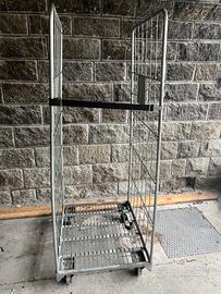 2 Carrelli per merci