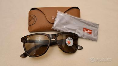 Rayban modello RB4184 710/83 54-17