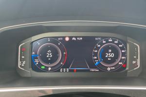 Volkswagen Tiguan 2.0 TDI 150CV DSG ELEGANCE