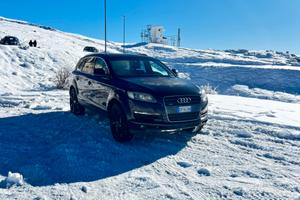 Audi q7 3.0 tdi quattro
