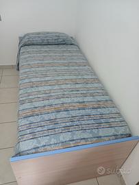 Letto singolo con cassettoni 
