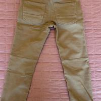 Pantaloni bambini talglia 8anni